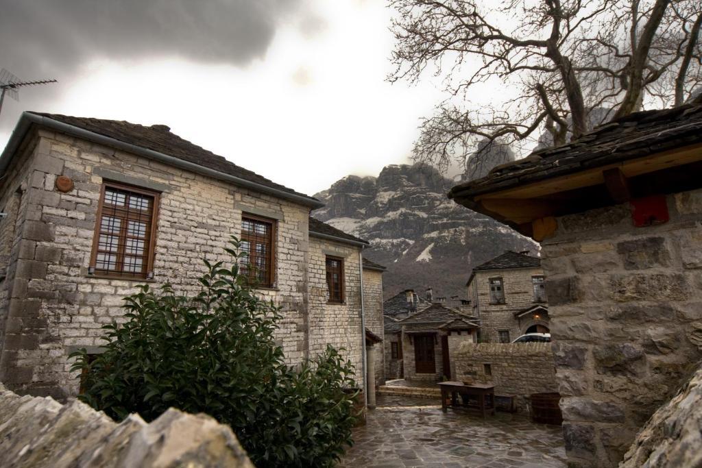 Archontiko Geki 1876 Hotel Papigo Exterior foto